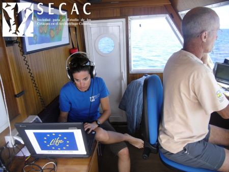 En el puente del Oso Ondo, introduciendo datos ©SECAC