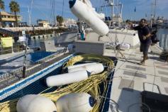 JL Escudero lanzando defensa en marina Vilamoura POR ©OCEANA / Gorka Leclercq