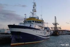 Imagen del B/O Ramón Margalef por la banda de babor, atracado en el puerto de Cádiz ©IEO